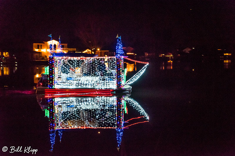 Willow Lake Lighted Boat Parade, Photos by Bill Klipp