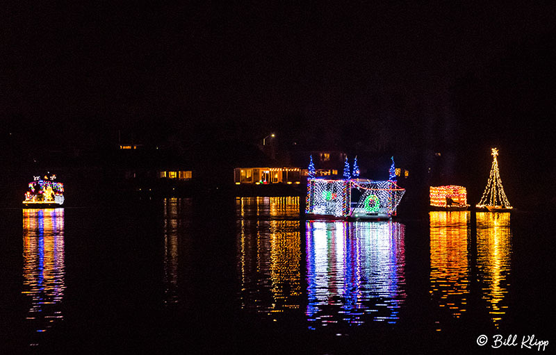 Willow Lake Lighted Boat Parade, Photos by Bill Klipp