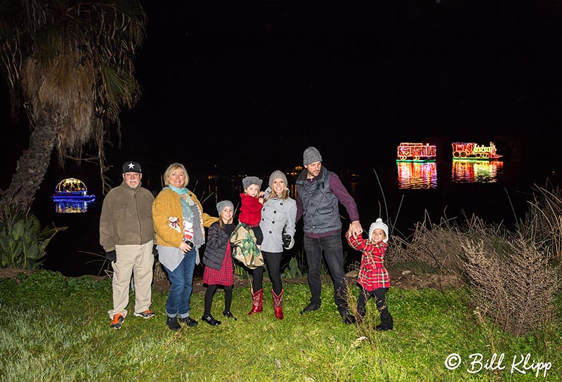 Willow Lake Lighted Boat Parade, Photos by Bill Klipp