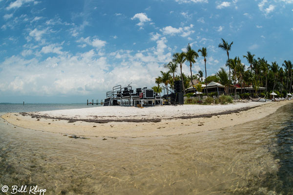 Little Palm Island Sand Bar concerts Photos by Bill Klipp