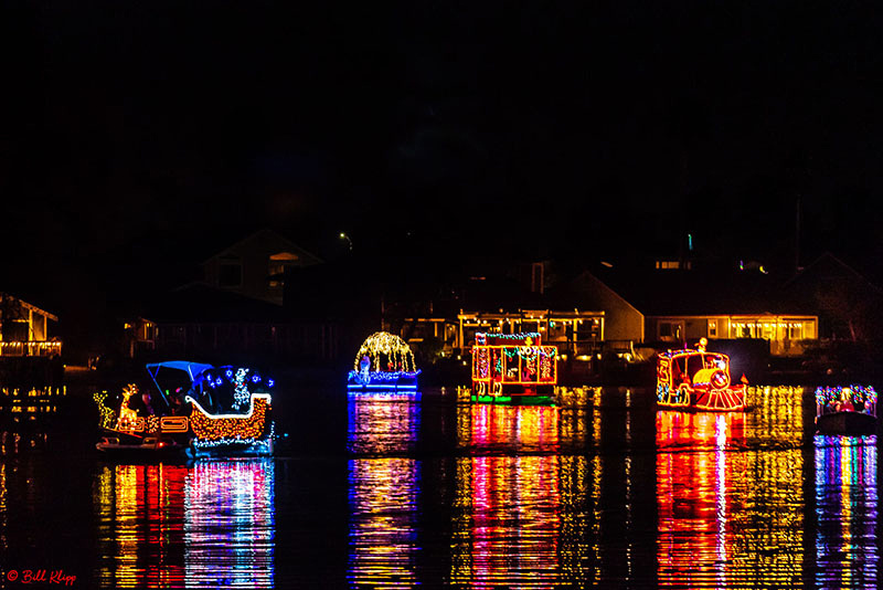 Willow Lake Lighted Boat Parade, Photos by Bill Klipp