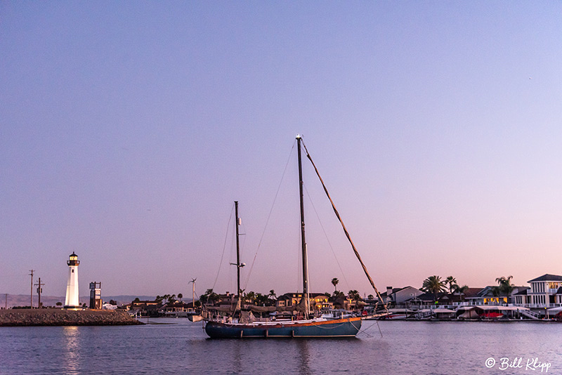 Sailboat at Discovery Bay Lighthouse, Photos by Bill Klipp