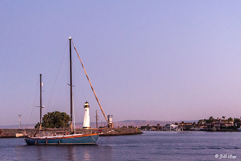 Sailboat at Discovery Bay Lighthouse, Photos by Bill Klipp