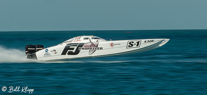 Key West World Championship Power Boat races photos by Bill Klipp. Sunday final races